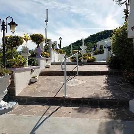 Casa Vacanza Villa Lesto 巴拉诺迪斯基亚 外观 照片
